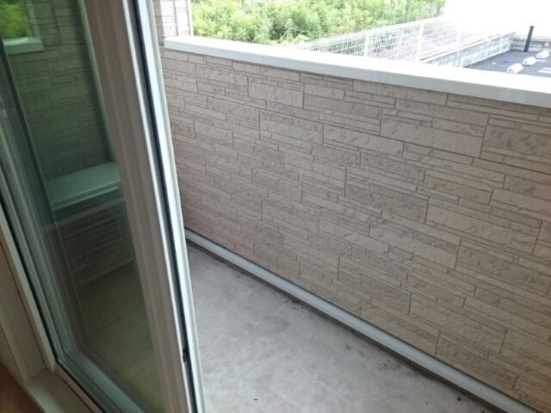 バルコニー　図面と現状に相違がある場合には現状を優先