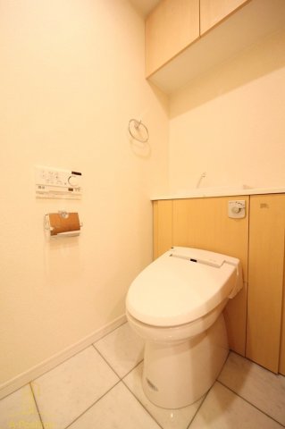 トイレ　リーガル北堀江