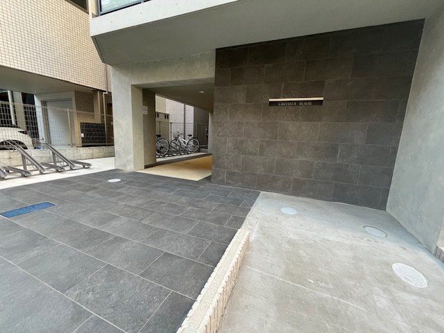 エントランス　エントランス