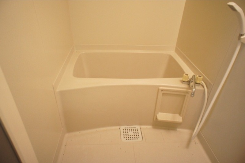 バス・シャワールーム　図面と現状に相違がある場合には現状を優先