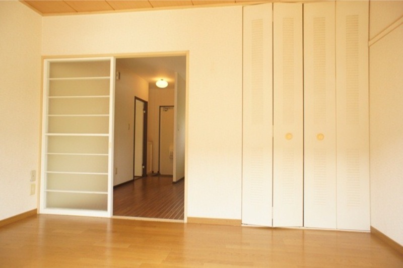 居室・リビング　図面と現状に相違がある場合には現状を優先