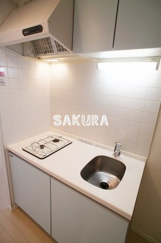 キッチン　広々使える快適な調理スペースです♪