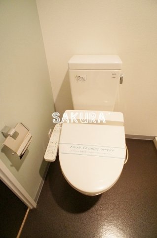 トイレ　嬉しい温水洗浄便座♪