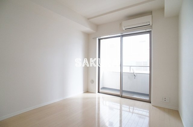 その他設備　室内エアコン付き♪