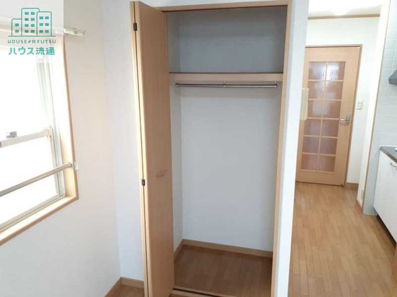収納　※別号室の写真です