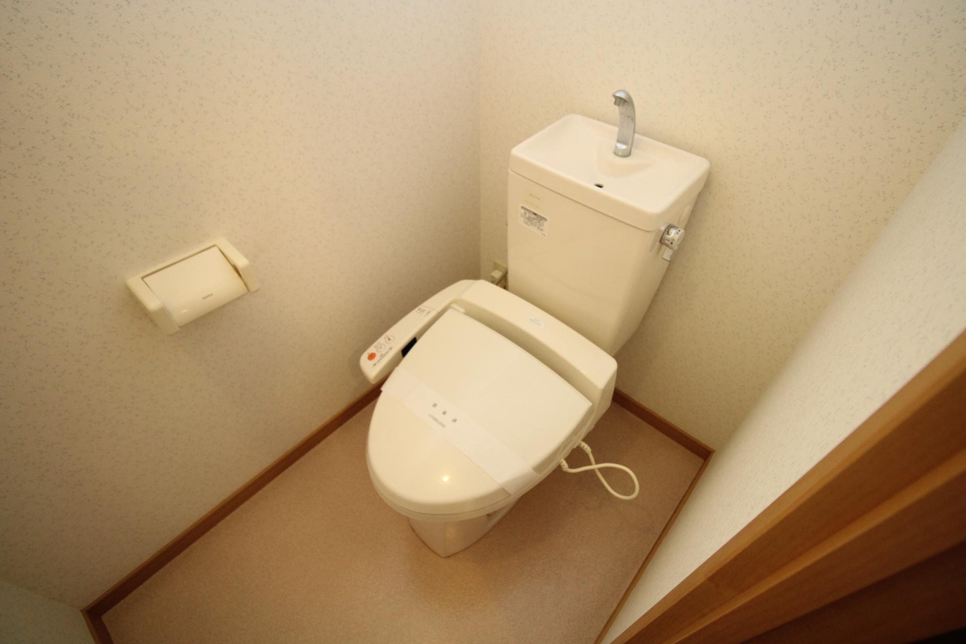 トイレ　ウォシュレット付きトイレ