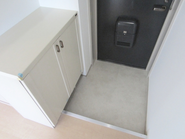 玄関　玄関部分！靴箱は収納たっぷり！