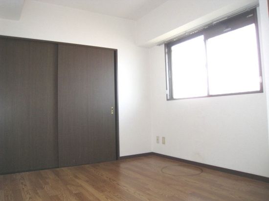 その他部屋・スペース　使い勝手のいい寝室です