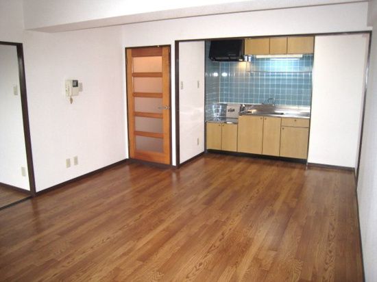 居室・リビング　ゆったり過ごせる居間です