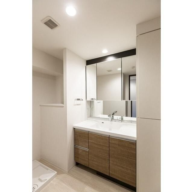 洗面設備　別のお部屋の写真です