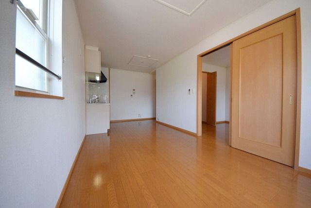 居室・リビング　開放的なリビングです♪