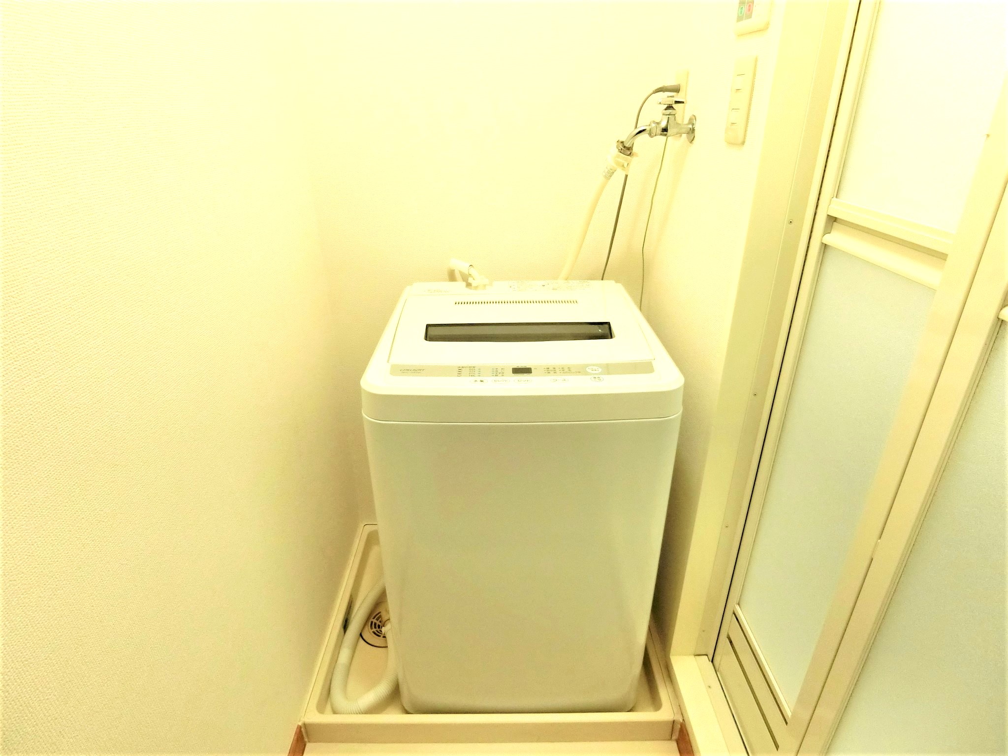 洗面設備　室内には洗濯機を完備です☆