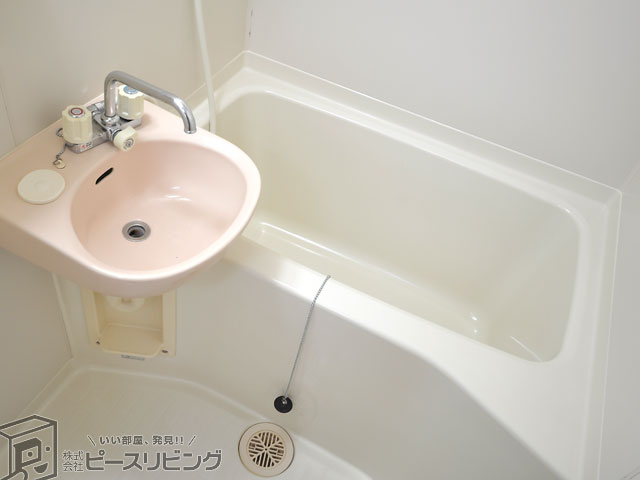 バス・シャワールーム　グランディール矢三D ※同タイプの室内写真です