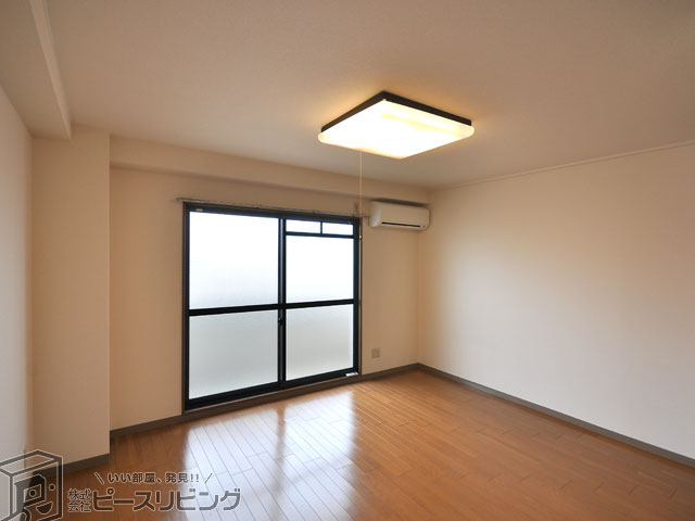 居室・リビング　グランディール矢三D ※同タイプの室内写真です