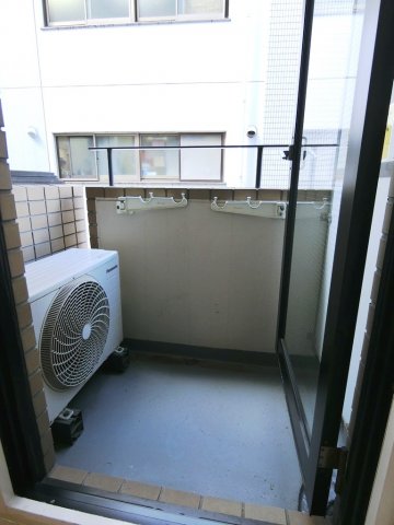 ＪＲ中央線 国分寺駅 徒歩3分 5階建 築41年の内装写真