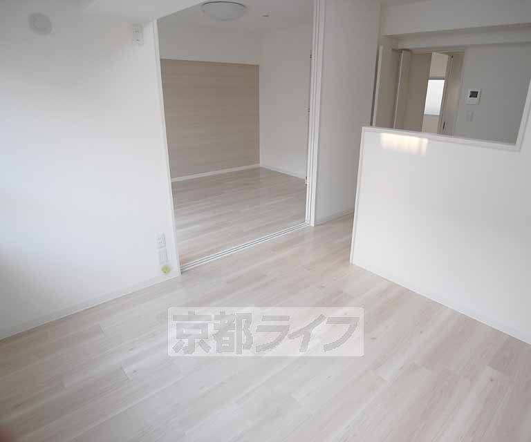 居室・リビング　綺麗なダイニングキッチンです。