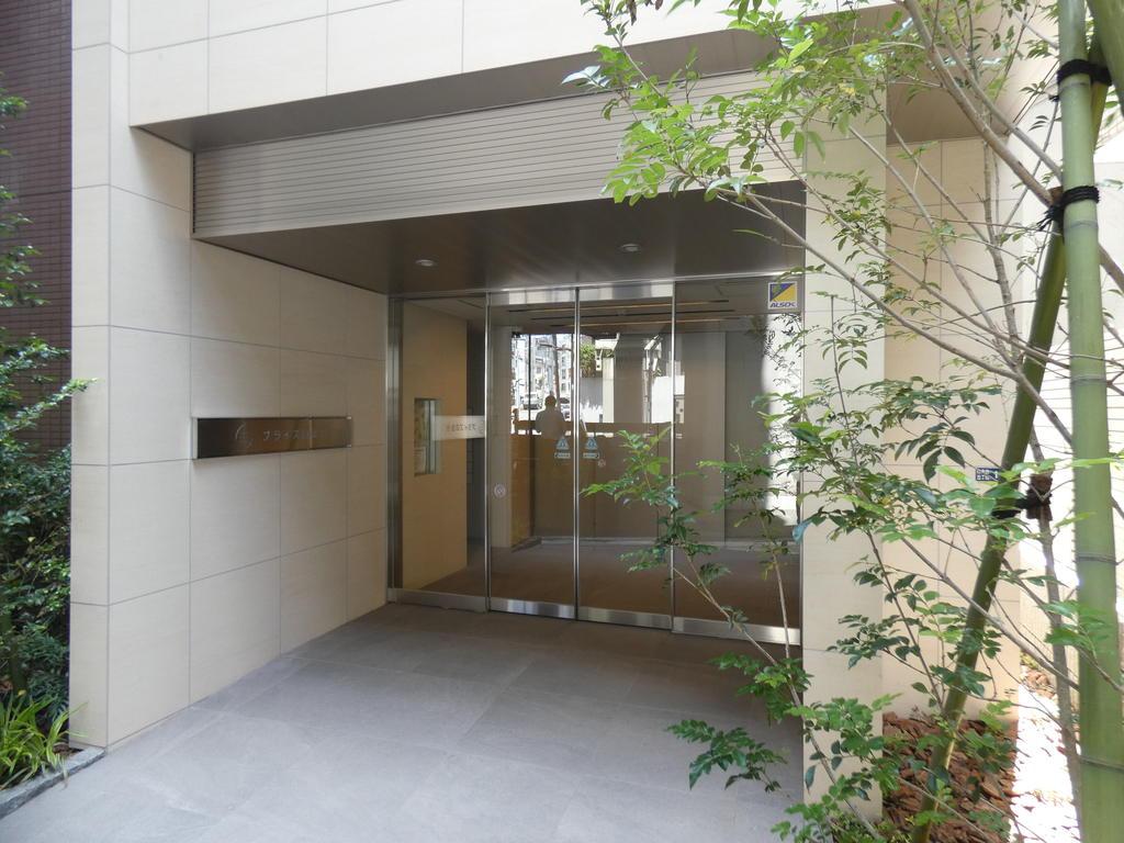 エントランス　エントランス