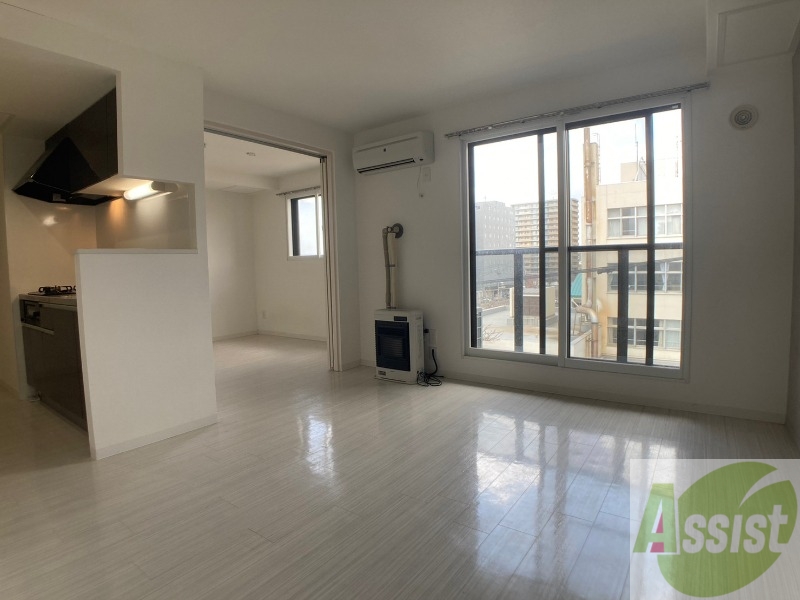 居室・リビング　明るいお部屋は気持ちよく過ごせそうですね。