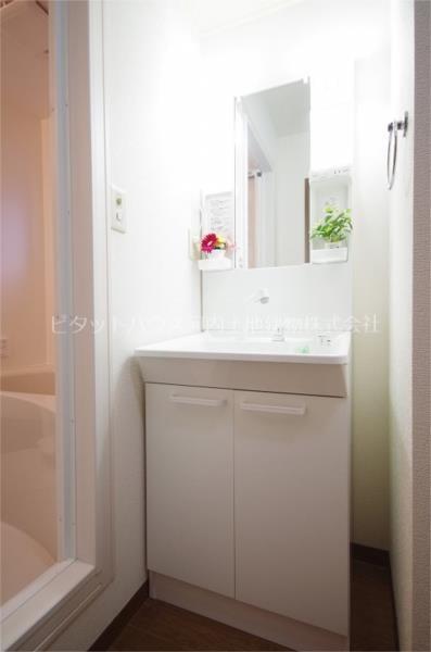 洗面設備　洗面所