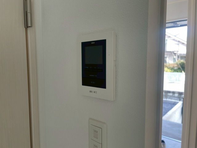 セキュリティ　急な訪問者をモニターで確認出来る　ＴＶドアホン