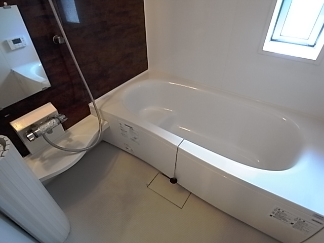 バス・シャワールーム　※同メーカー施工物件のイメージ画像です。