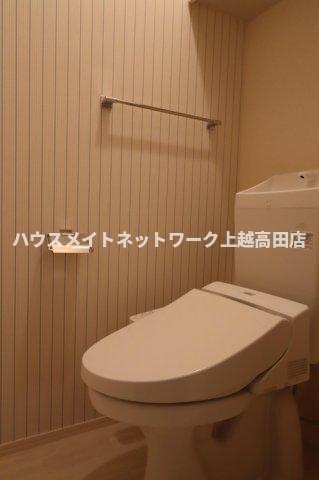 トイレ　温水洗浄暖房便座（間取り反転タイプ103号室参考画像となりま