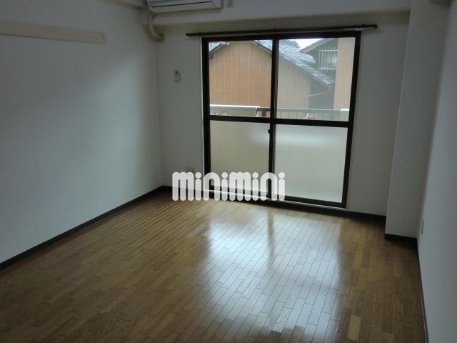 居室・リビング　明るいお部屋です！