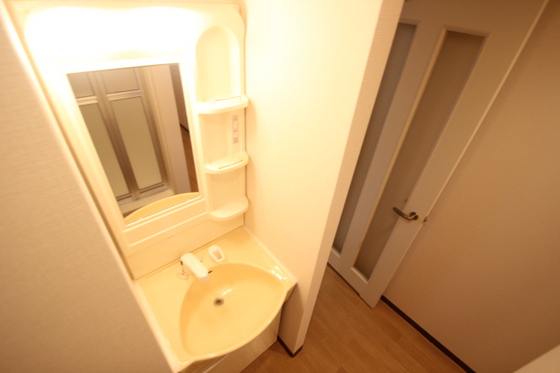 洗面設備　※別部屋の写真です