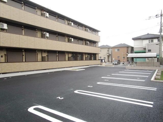 その他　敷地内駐車場（その他）まで10m