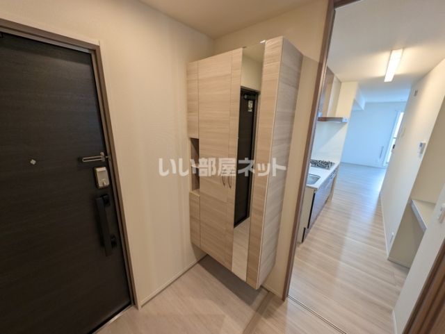 D-ROOM茜部中島 A棟の玄関写真