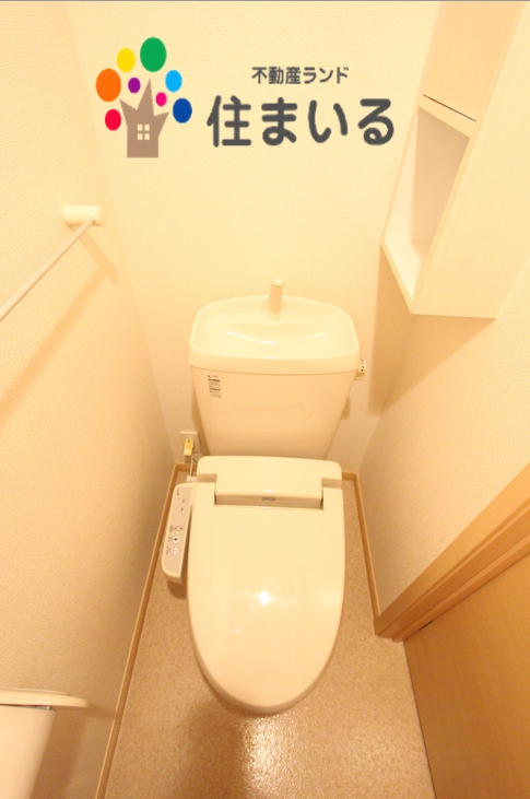 トイレ　※写真は同型タイプとなります