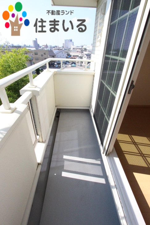 バルコニー　※写真は同型タイプとなります