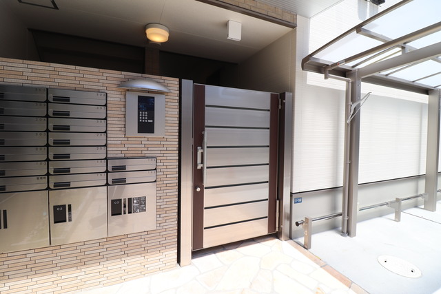 エントランス　オートロック