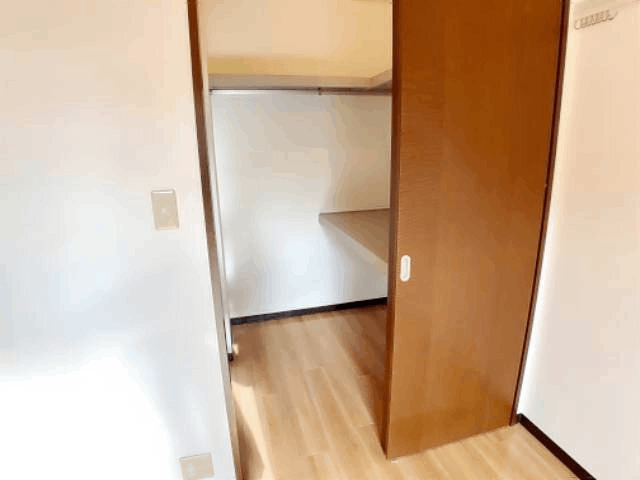 収納　※室内写真は別室サンプル。