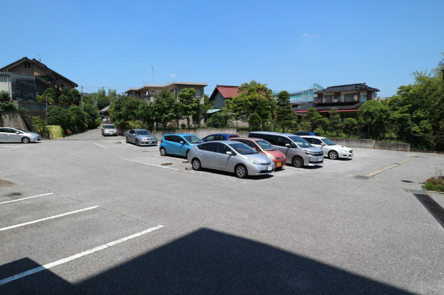 駐車場　平面駐車場