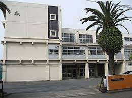 中学校　静岡市立清水袖師中学校（中学校）まで871m