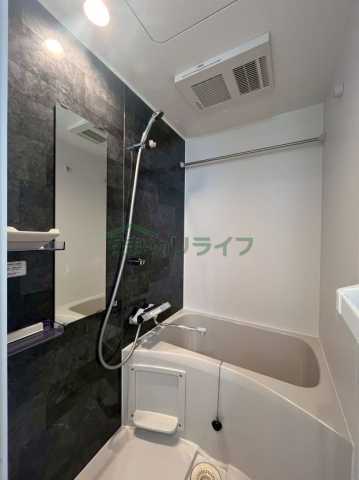 バス・シャワールーム　※参考写真です。同じ間取りの別部屋になります。