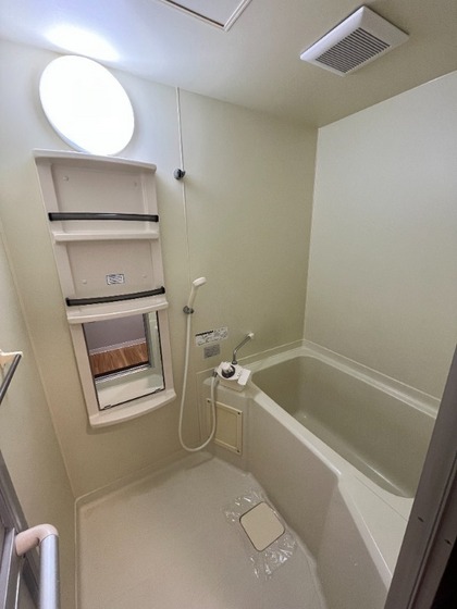 バス・シャワールーム　他号室のお写真です