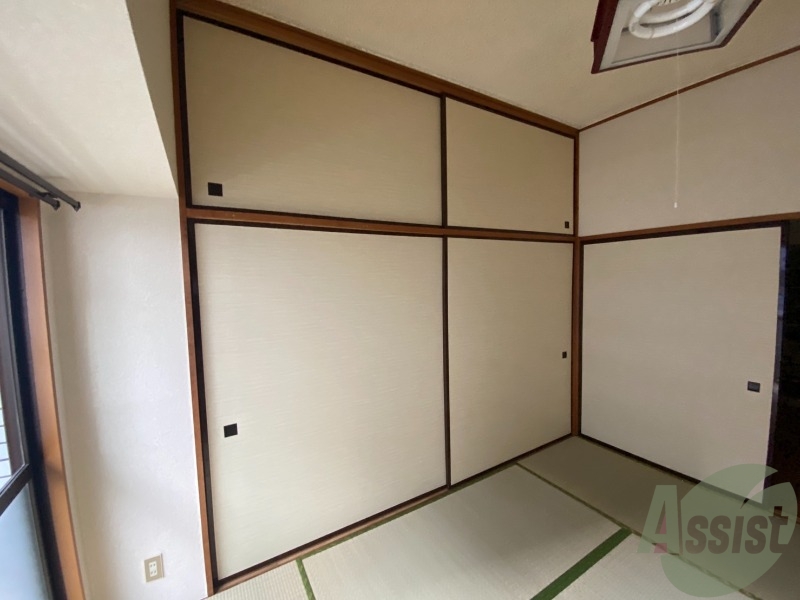 収納　押し入れタイプは奥行きがしっかりあって沢山収納できますね～