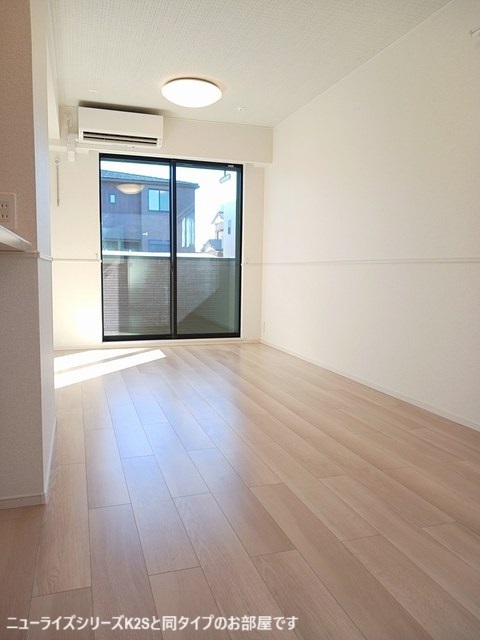 居室・リビング　同仕様