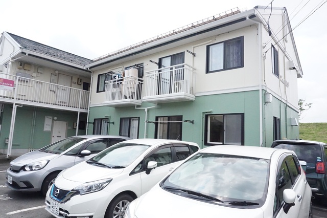 駐車場　２０２４年７月撮影