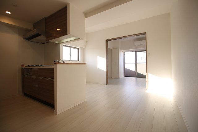 居室・リビング　（別タイプ参考写真）西日暮里フラッツ　荒川区西日暮里1