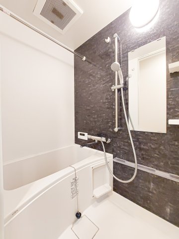 バス・シャワールーム　別号室のものになります。現状優先。