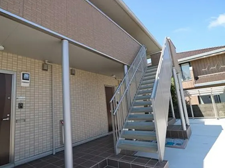 エントランス　建物の内部です