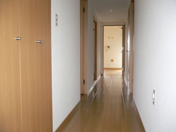 玄関　※別室の写真です