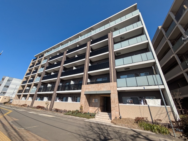 建物外観　ＡＬＳＯＫ・オートロック・ＴＶモニターホンなど安心のセキュリ