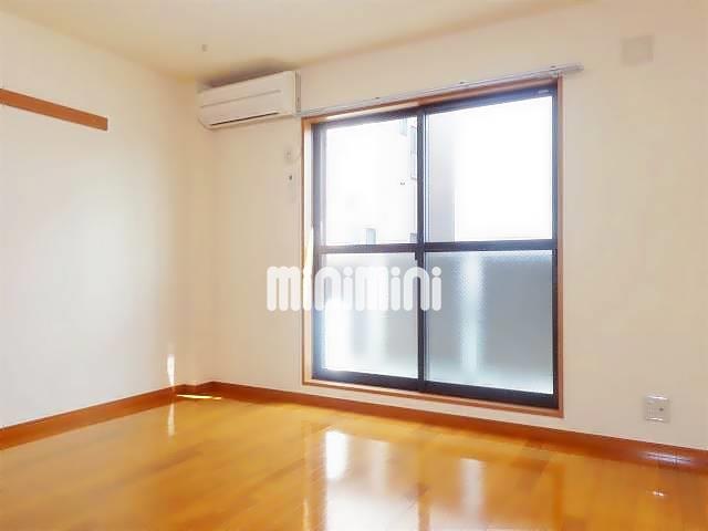 居室・リビング　シンプルで使い勝手の良い８帖の洋室スペースです