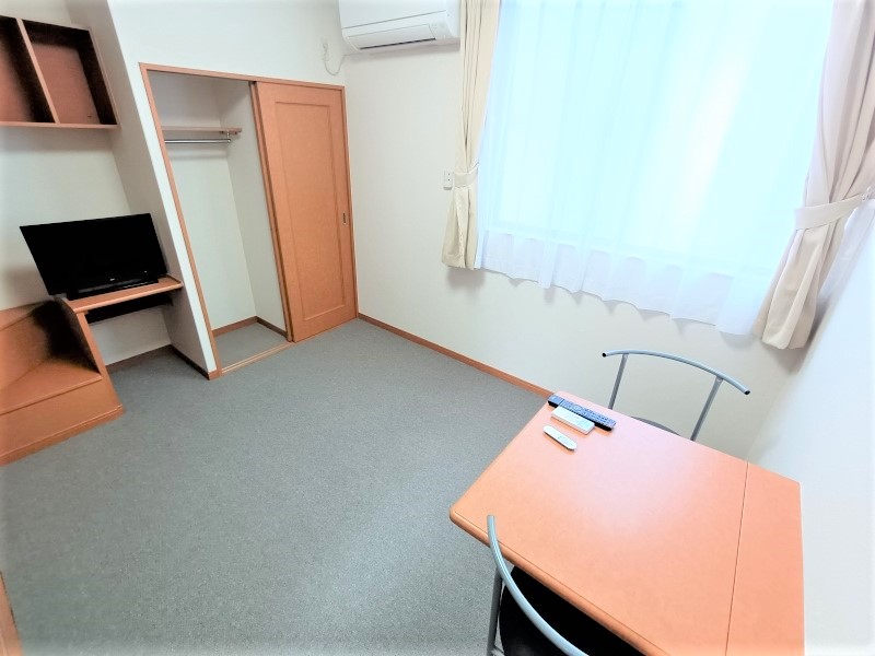 その他部屋・スペース　1Fフローリング2Ｆ絨毯　設備・仕様が異なる場合がございます