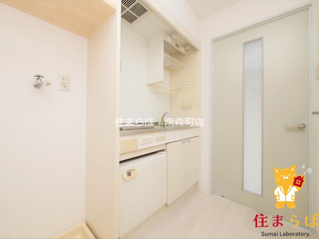 キッチン　「ただの部屋探しじゃない。“あなたの暮らし”探しです。」