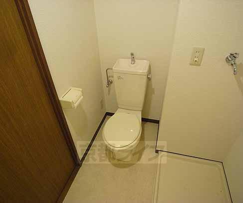 トイレ　清潔感のある洋式トイレ